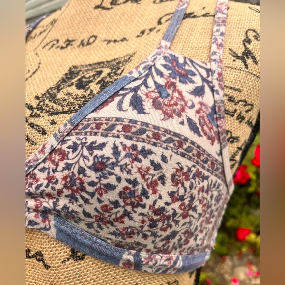 CHASER intimates • soft boho strappy patchwork floral print bralette •size small - Picture 7 of 16